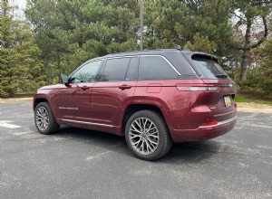 2026 Jeep Grand Cherokee Summit 리뷰:파워, 편안함, 오프로드 성능 