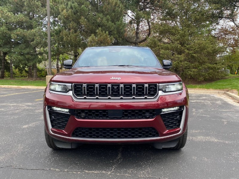 2026 Jeep Grand Cherokee Summit 리뷰:파워, 편안함, 오프로드 성능 