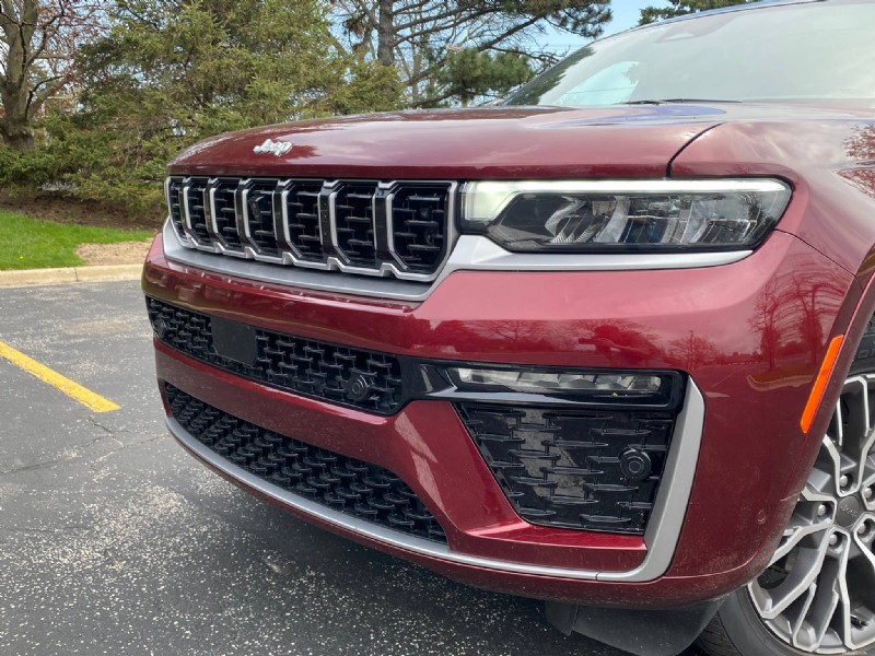 2026 Jeep Grand Cherokee Summit 리뷰:파워, 편안함, 오프로드 성능 