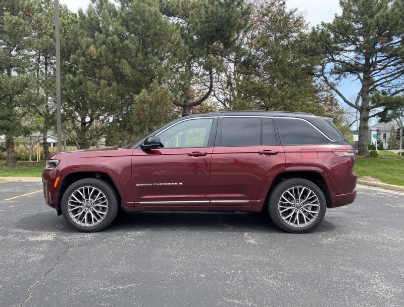 2026 Jeep Grand Cherokee Summit 리뷰:파워, 편안함, 오프로드 성능 