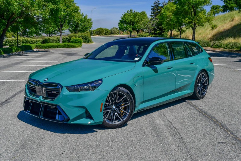2025년 BMW M5 투어링 PHEV:일주일 간의 실제 성능 검토 