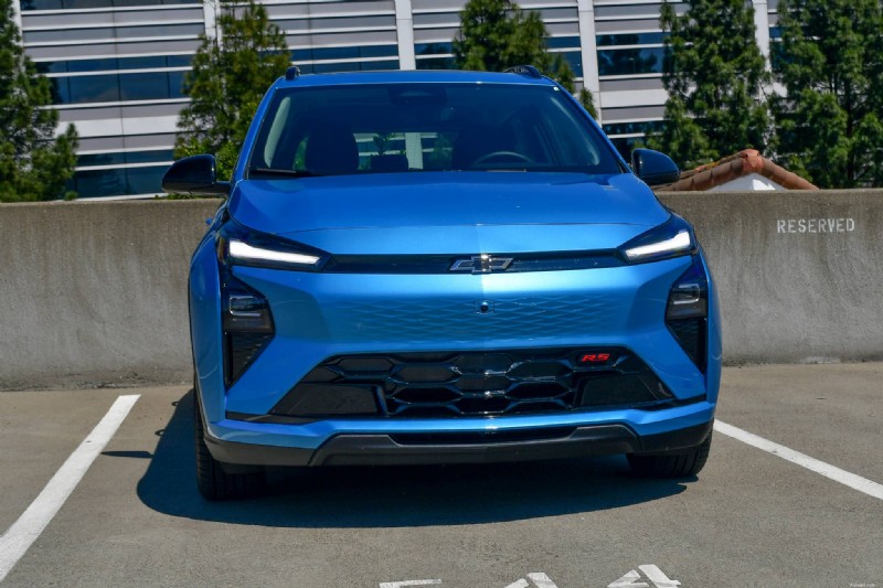 2027 Chevy Bolt RS 리뷰:통근 경험 및 이것이 눈에 띄는 이유 