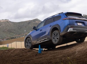 Subaru Trailseeker 대 Toyota bZ Woodland:오프로드 성능에서 어느 플랫폼이 승리합니까? 