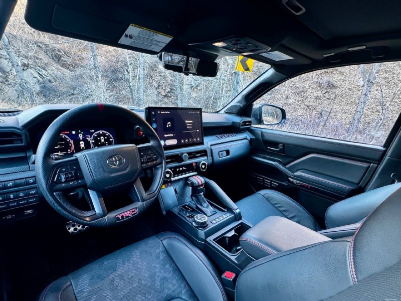 2026년형 Toyota Tacoma TRD가 Trailhunter를 능가하는 이유:5가지 주요 장점