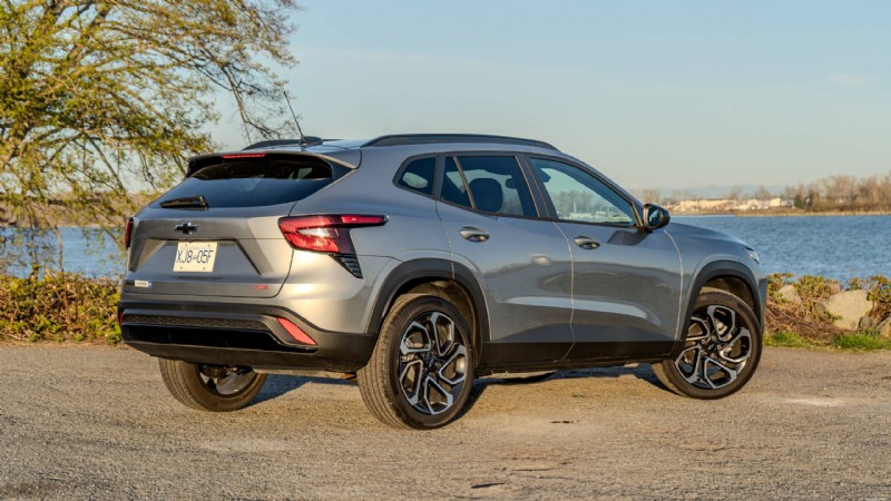 2026 Chevrolet Trax 대 Nissan Kicks:두 소형 SUV의 편견 없는 심층 비교 