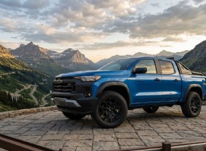2025년 Chevy Colorado Trail Boss 리뷰:비교할 수 없는 오프로드 파워 및 가치 