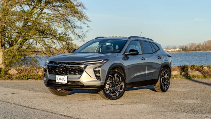 2026년 쉐보레 트랙스 리뷰:도시 운전자를 위한 스마트하고 저렴한 소형 SUV