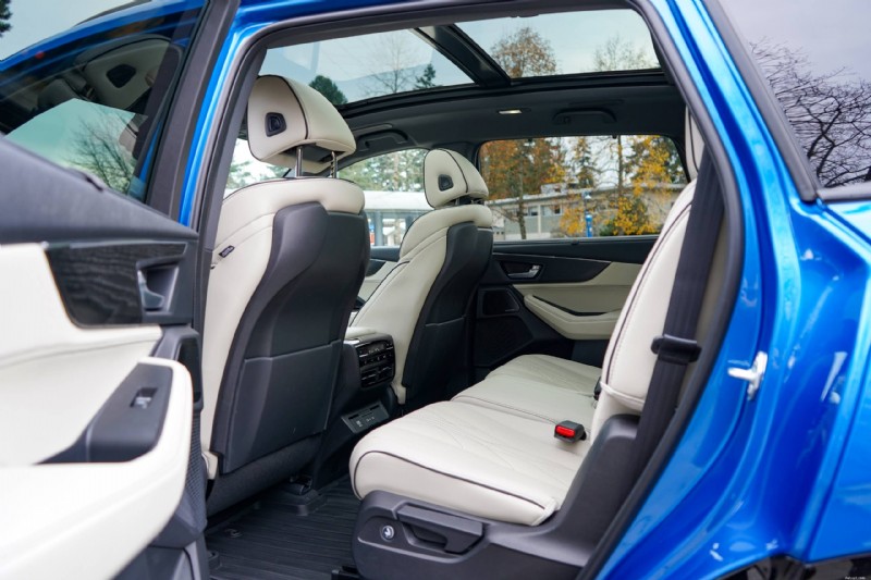 2026 Genesis GV80 Coupe vs Acura MDX Type S:종합적인 럭셔리 SUV 검토