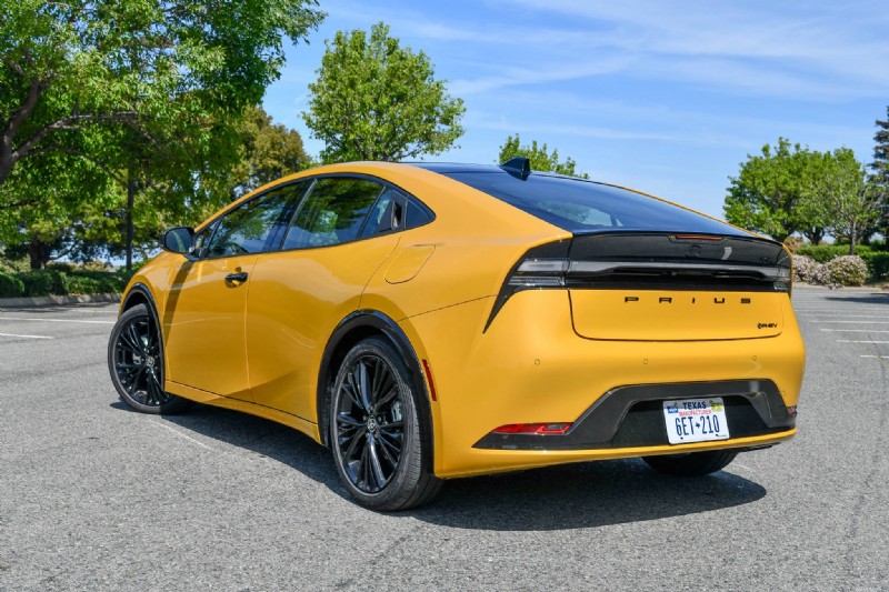 Toyota, 2026 Prius 출시:신선한 디자인, 색상 옵션 및 비교할 수 없는 연료 효율성