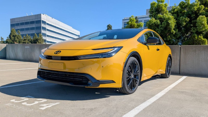Toyota, 2026 Prius 출시:신선한 디자인, 색상 옵션 및 비교할 수 없는 연료 효율성