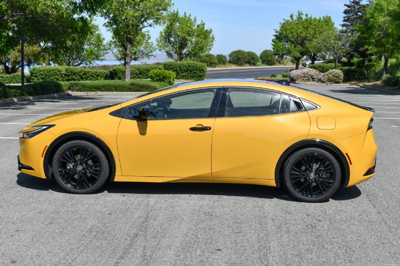 Toyota, 2026 Prius 출시:신선한 디자인, 색상 옵션 및 비교할 수 없는 연료 효율성
