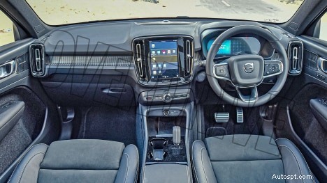 2022 볼보 XC40 Recharge 표준 인테리어 – 프리미엄 디자인 및 기능 