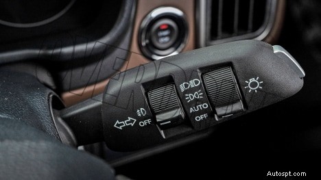 Mahindra Scorpio‑N 2022 Z8L Petrol MT:6단, 6인승 인테리어 – 전체 사양 및 하이라이트 