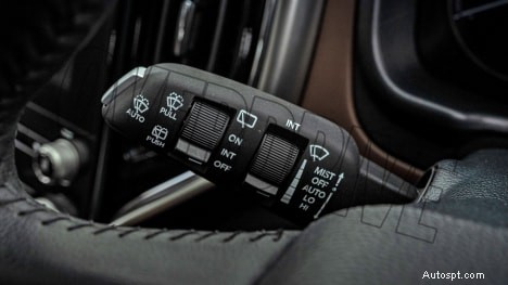 Mahindra Scorpio‑N 2022 Z8L Petrol MT:6단, 6인승 인테리어 – 전체 사양 및 하이라이트 