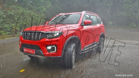Mahindra Scorpio-N 2022 Z8L 가솔린 – 6단 수동, 매끄러운 외관 