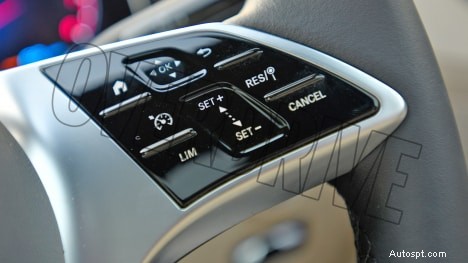 2022 Mercedes-Benz C-Class C200 인테리어 – 럭셔리함, 편안함, 최첨단 디자인