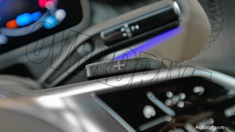 2022 Mercedes-Benz C-Class C200 인테리어 – 럭셔리함, 편안함, 최첨단 디자인