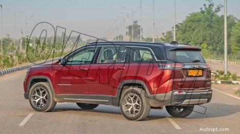 Jeep Meridian 2022 Limited 외관 살펴보기 - 프리미엄 디자인 및 견고한 성능 