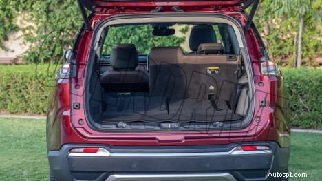 Jeep Meridian 2022 Limited 외관 살펴보기 - 프리미엄 디자인 및 견고한 성능 
