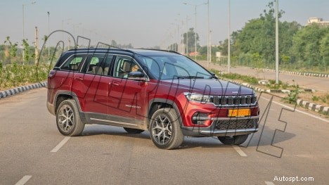 Jeep Meridian 2022 Limited 외관 살펴보기 - 프리미엄 디자인 및 견고한 성능 