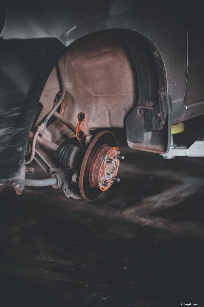 최고의 브레이크 및 로터 관리:C&S Auto Repair의 전문가 팁 