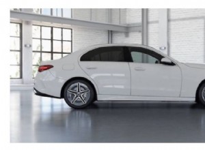 Mercedes-Benz C-Class 플러그인 하이브리드 세단:최고의 영국 전기 자동차 구매 가이드 