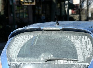 도로 염분 위협:자동차를 보호하고 값비싼 수리를 피하세요 