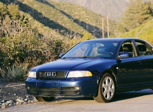 전문적인 유지보수가 Audi S4에 대한 투자 가치가 있는 이유 