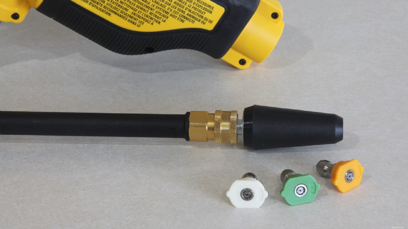 DeWalt 20V MAX 무선 전원 클리너 리뷰:얼룩 없는 청소를 위한 550PSI 