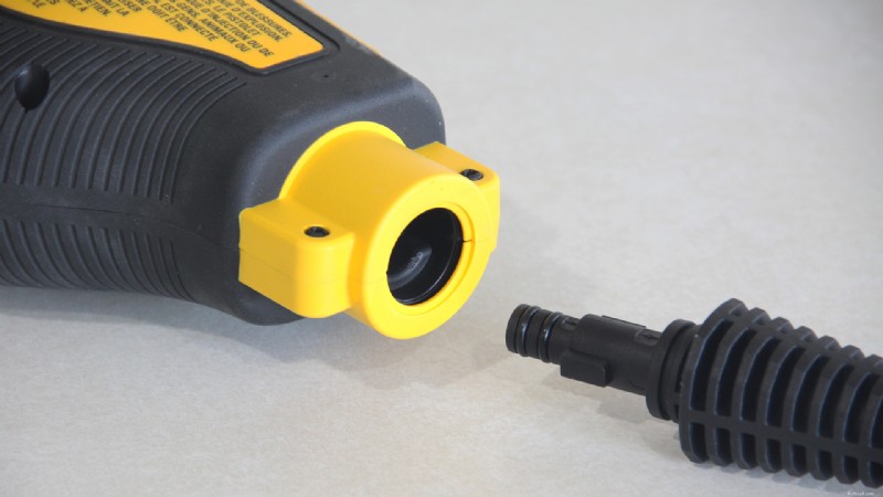 DeWalt 20V MAX 무선 전원 클리너 리뷰:얼룩 없는 청소를 위한 550PSI 